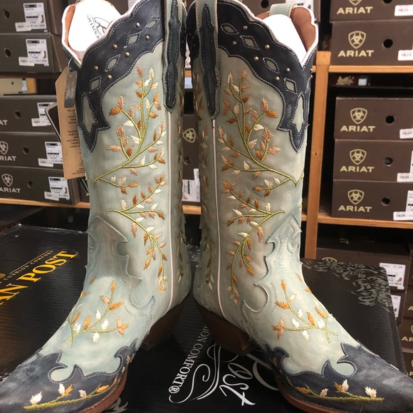 Ladies Dan Post blue on blue embroidery NWT - Picture 4 of 8